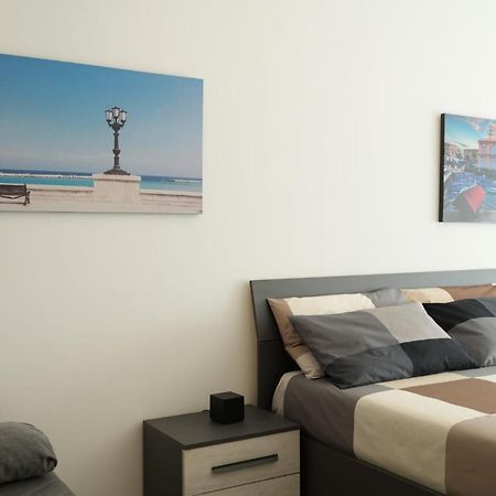 בארי Homega - City Center New Apartment מראה חיצוני תמונה