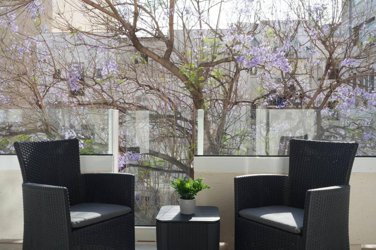 בארי Homega - City Center New Apartment מראה חיצוני תמונה