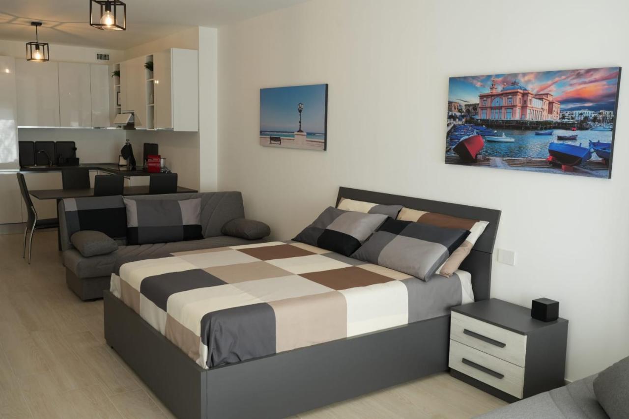בארי Homega - City Center New Apartment מראה חיצוני תמונה