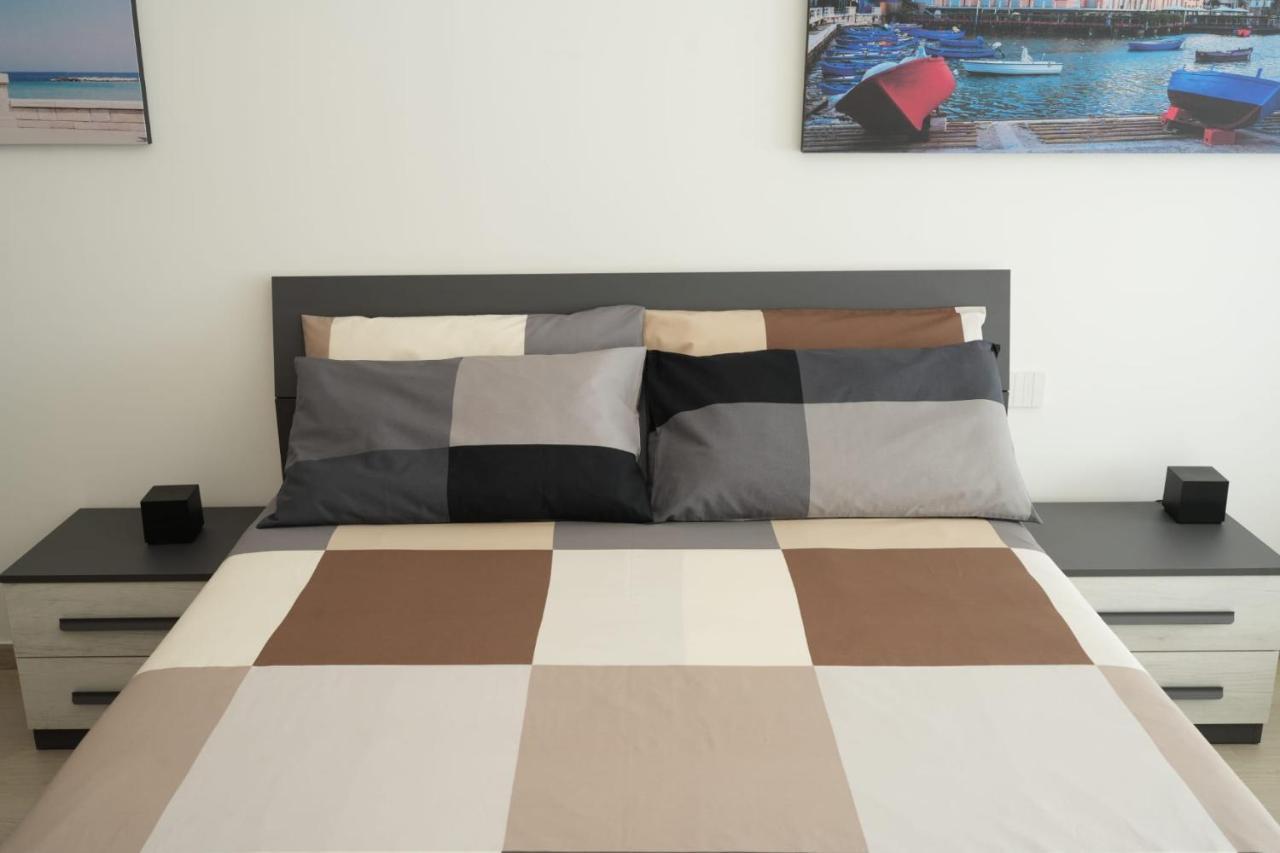 בארי Homega - City Center New Apartment מראה חיצוני תמונה